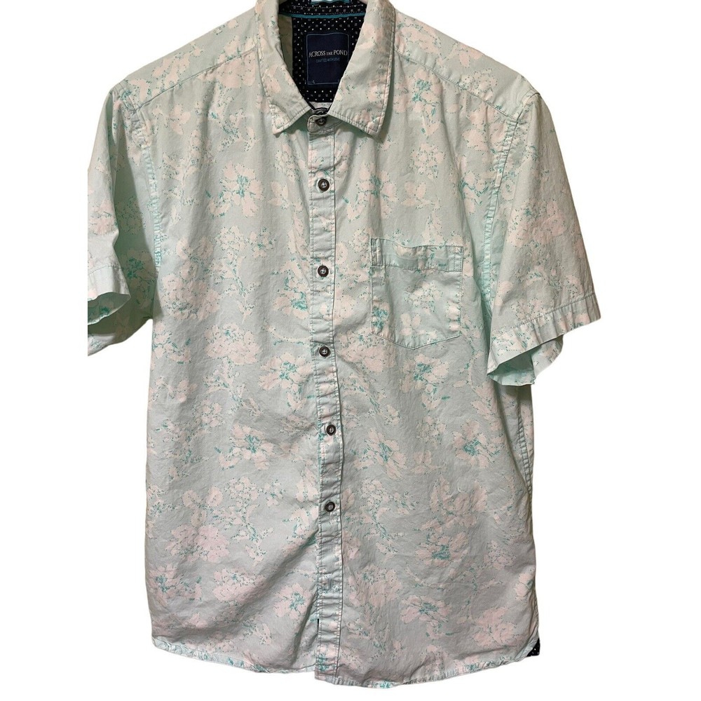 Across The Pond Button Up Short Sleeve Shirt Size M